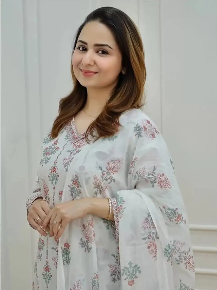 pinkmint women's printed v neck kurta and pant set with dupatta pinkmint women's printed v neck kurta and pant set with dupatta